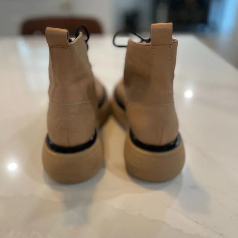 New Free People Mara Lace Up Platform Boots in Taupe Brown size US 9 / EUR 39 - Picture 9 of 9